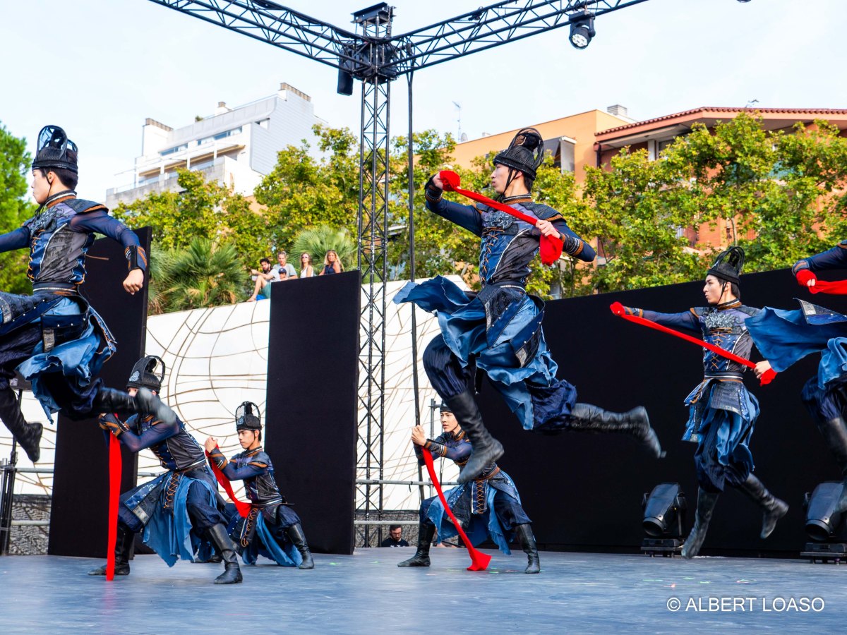 SHANGHAI DANCE SCHOOL. LA  MERCÈ 26 E.&nbsp;6
